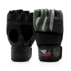 Перчатки для ММА Bad Boy Pro Series Advanced MMA Gloves-Black/Green S/M