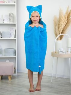 Накидка детская с капюшоном "КОТИКИ" 110*70 см, ярко-голубой (UG/ярко-голубой 7090) Bio Textiles
