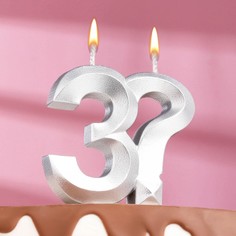 Свеча в торт "Грань", цифра 3?, серебряный металлик, 7.8 см Дарим Красиво
