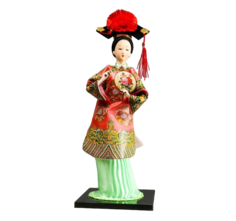 Кукла КНР Китаянка в традиционном наряде с опахалом, 33,5х12,5х12,5 см 5036094