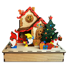 Новогодний домик Woodenking деревянный конструктор с гномами и подсветкой