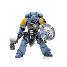 Фигурка Joytoy Warhammer 40000 Косм.ические волки Когтистая стая Сигирр Каменный щит