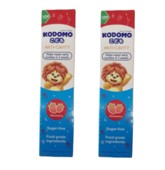 Зубная паста Lion Kodomo для детей от 6 месяцев со вкусом клубники 80 г, 2 шт.