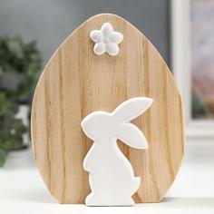 Сувенир керамика, дерево "Белый кролик с цветочком" 15х3,6х12,6 см No Brand