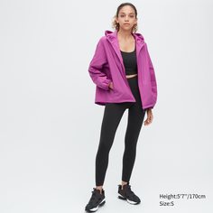 Ветровка женская UNIQLO 456087COL12 розовая L (доставка из-за рубежа)