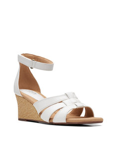 Босоножки женские Clarks Kyarra Joy 26171244 белые 38 EU