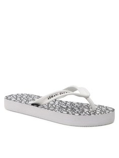 Шлепанцы женские Armani Exchange XDQ010 XV700 K488 белые 36 EU