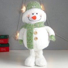 Кукла интерьерная "Снеговик в зелёном колпаке со снежинкой" 60х17х16 см No Brand