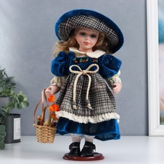 Кукла коллекционная керамика Тася с корзиной 30 см 626092 No Brand