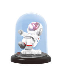 Конструктор 3D из миниблоков Balody Космонавт в колбе Свободный полет 837 эл BA18408