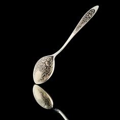 Ложка столовая 58.18 гр. Серебро 925* Северная чернь