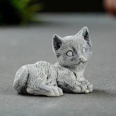 Сувенир "Котенок лежащий" 3,2см No Brand