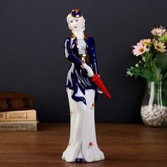 сувенир керамика под фарфор девушка с зонтиком в синем жакете 30*11*10 см No Brand