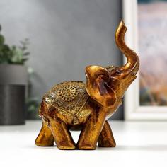 Сувенир полистоун "Слон в золотой попоне с узорами" лак 13х11х6,8 см No Brand