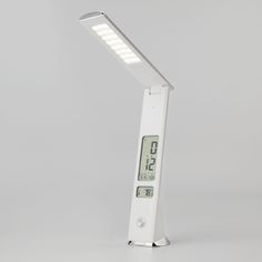 Настольная светодиодная лампа Eurosvet 80504/1 белый с аккумулятором и часами 4200 К 5 Вт