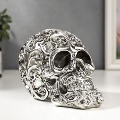 Сувенир полистоун "Серебряный череп с узорами" 12х16х10 см No Brand