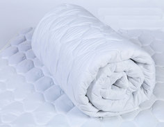 Одеяло Maktex из лебяжьего пуха 1,5 спальное Всесезонное 300 гр. EcoStar
