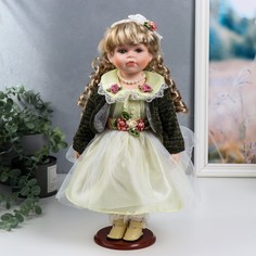 Кукла коллекционная керамика "Катенька в зеленоватом платье и зелёном кардигане" 40 см No Brand