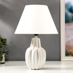 Лампа настольная 21198/1 E14 40Вт белый 22х22х35 см Risalux