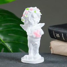 Фигура "Ангелочек с сердцем на подставке" 6х14см Хорошие сувениры