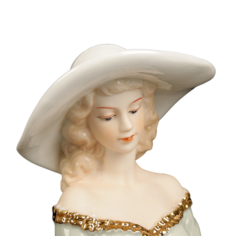 Сувенир керамика Скромная девушка в шляпке с корзиной цветов 36,5х15х10 см No Brand