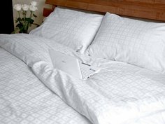 Простыня Maktex из страйп-сатина 220x240 Квадрат в квадрате белый