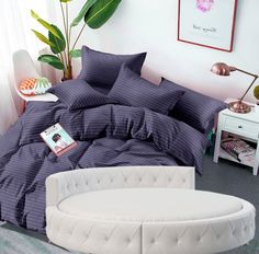 Простыня Maktex круглая из страйп сатина на резинке 210x210x30 Космос 1х1