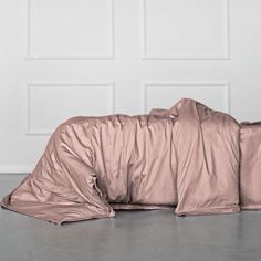 Пододеяльник Bellehome Shiny Flamingo 300 ТС тенсель 200x220