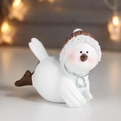 Сувенир полистоун "Белый птенчик в вязанной шапке" 9х6,5х11 см No Brand