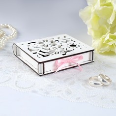 Шкатулка под кольца "Цветочная", белая, 10х9,5х2,6 см No Brand