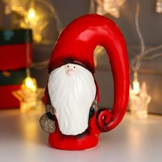 Сувенир керамика "Дед Мороз, красный кафтан и колпак, золотые варежки" 16,5х7,5х11 см No Brand