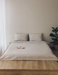 Комплект постельного белья 1.5 спальный простыня на резинке 90x200 Йортсон