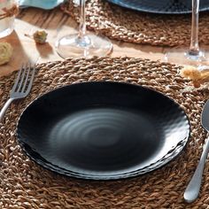 Тарелка LUMINARC десертная PAMPILLE BLACK 19см