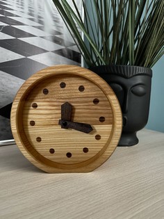 Настольные интерьерные деревянные часы Area Time PlatoS