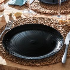 Тарелка LUMINARC обеденная PAMPILLE BLACK 25см