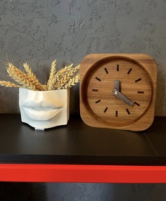 Настольные интерьерные деревянные часы Quadrat Time PlatoS
