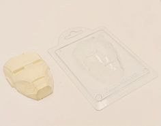 Форма для шоколада пластиковая AnyMolds маска железный человек