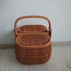 Плетеная корзина с крышкой Home & Garden Line