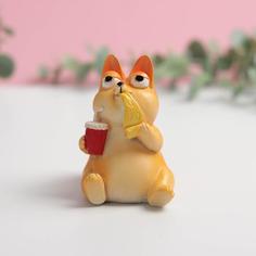 Фигурка полистоун Кот с пиццей, 7 см No Brand