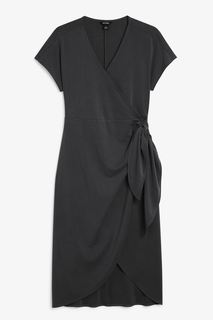 Платье женское Monki 1136276001 черное 2XL (доставка из-за рубежа)