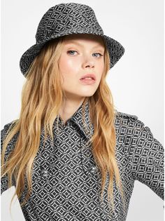 Панама женская Michael Kors MF200016NP черная, р.56