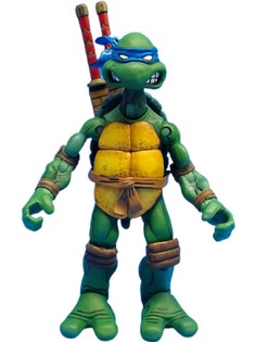 Фигурка StarFriend Черепашки-ниндзя Леонардо TMNT (подвижная, оружие, 13 см)