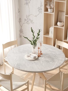 Круглая кухонная скатерть на резинке JoyArty, на круглый стол диаметром 105-120 см