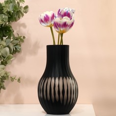 Ваза "Эрика" из черного стекла 29*17*17 см No Brand