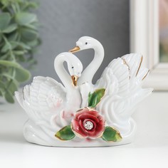 Сувенир керамика "Два лебедя с розой" страза 8х10,5х4 см No Brand