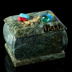 Шкатулка "Урал" прямоугольная, змеевик, с декоративным камнем, 7,5х5,5х5,5 см Sima-Land