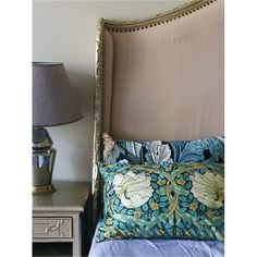 Подушка Myatashop Уильям Моррис Цветы на зеленом 50х70см