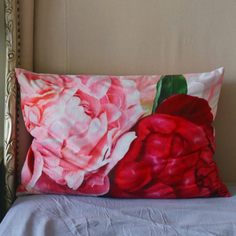 Подушка Myatashop Яркие пионы 50х70 см