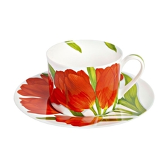Чашка с блюдцем чайная Flower, 230 мл. цвет: красный, FREEDOM Taitu