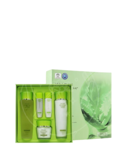 Наборы косметики для лица 3W Clinic Aloe Full Water Activating Skin 3 Kit Set